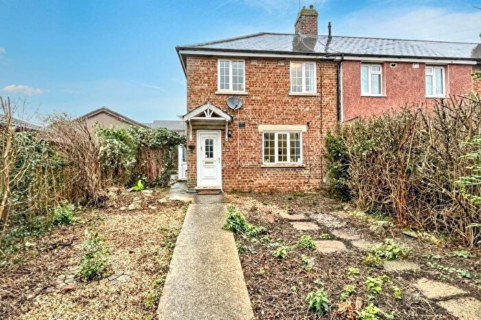 3 Bedroom End Terrace House For Sale In York Road, Stamford, PE9