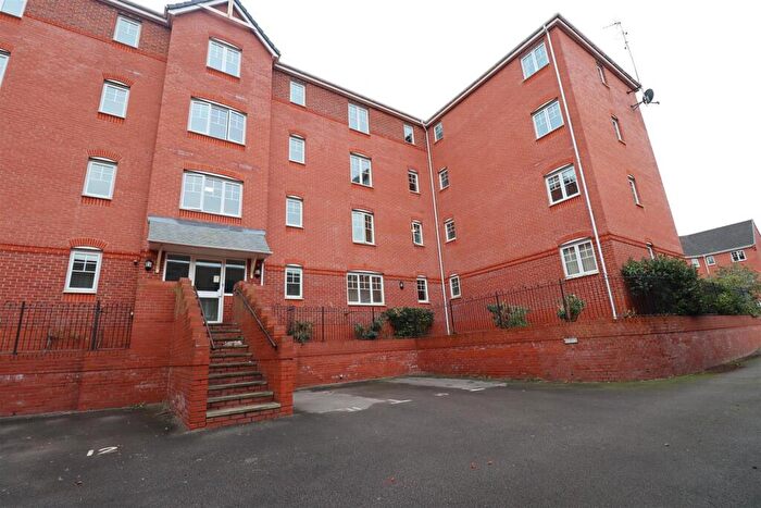2 Bedroom Flat To Rent In Harrison Drive, Crewe, CW1