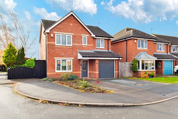 4 Bedroom Detached House For Sale In Whitwell Drive, Streethouse, WF7