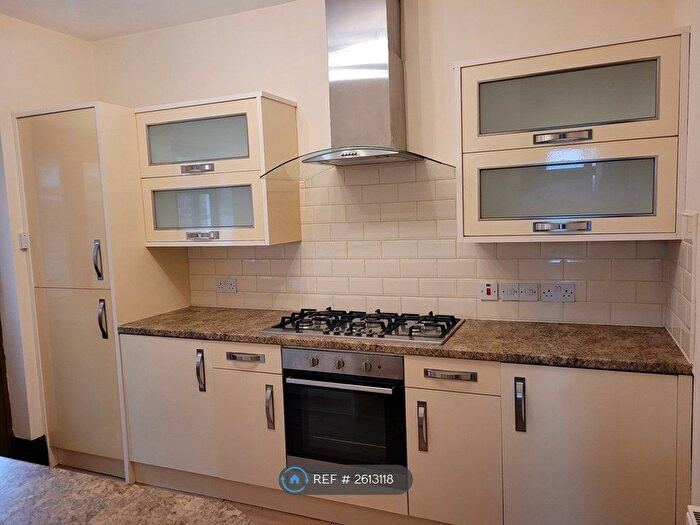 1 Bedroom Flat To Rent In Langsett Road, Sheffield, S6