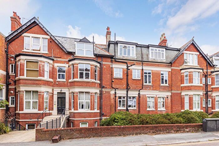 2 Bedroom Flat To Rent In Norwich Avenue West, Westbourne, Bournemouth, BH2