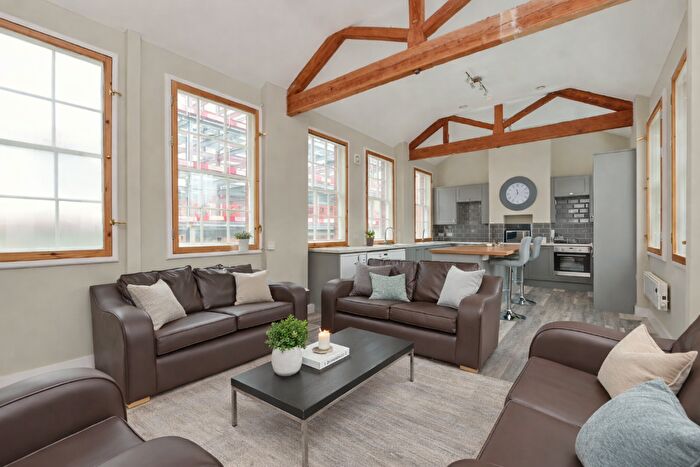 6 Bedroom Apartment To Rent In Arley Street, Sheffield, S2