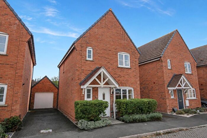 3 Bedroom Detached House For Sale In Rookery Court, Didcot, OX11