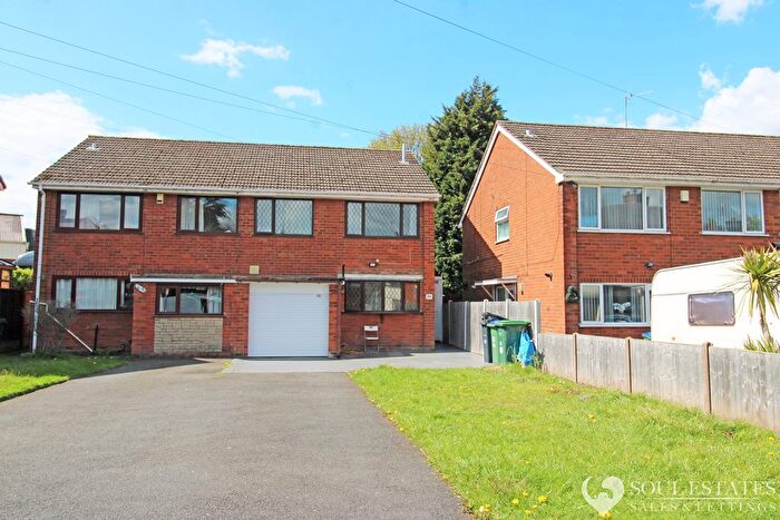 3 Bedroom Semi Detached House For Sale In Coneygree Road, Tipton, DY4