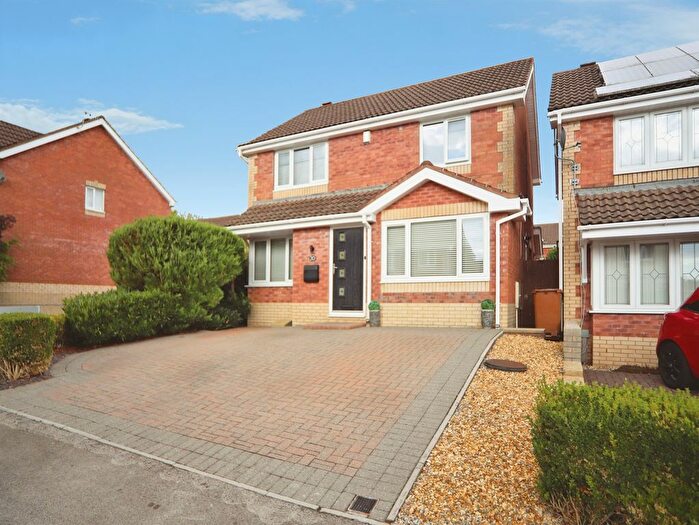 3 Bedroom Detached House For Sale In Clos Cwm Garw, Caerphilly, CF83