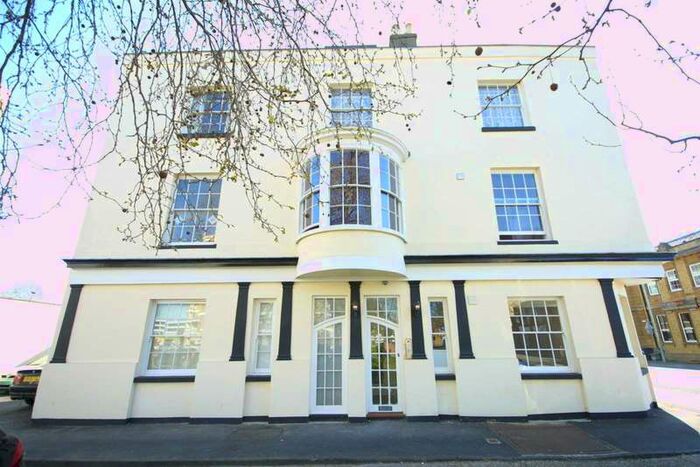 2 Bedroom Apartment To Rent In The Roundhouse, 76 Bernard Street, Southampton, SO14