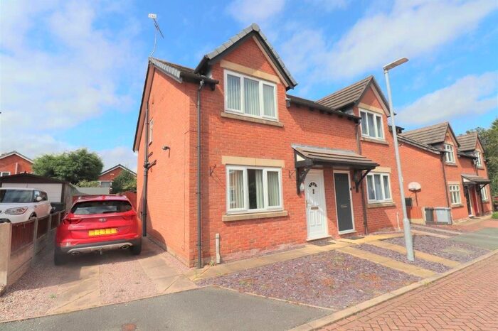 3 Bedroom Semi-Detached House To Rent In Delves Broughton Court, Haslington, Crewe, CW1