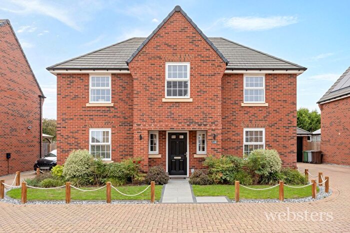 4 Bedroom Detached House For Sale In Chestnut Drive, Horsford, NR10
