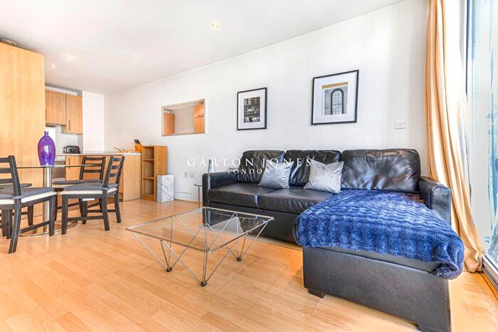 1 Bedroom Apartment For Sale In Warwick Building, Queenstown Road, London, SW11