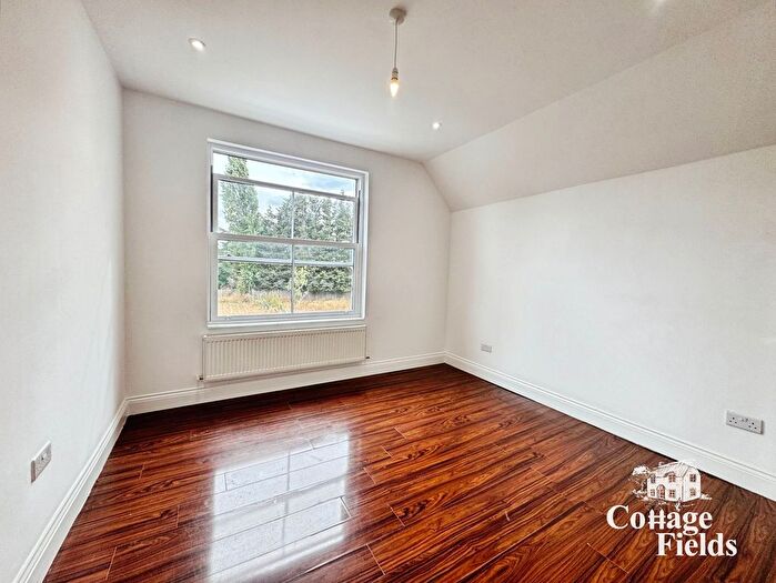 2 Bedroom Terraced House To Rent In The Brightside, Enfield, EN3