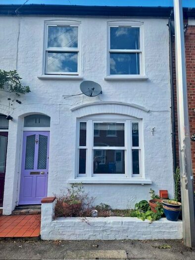 2 Bedroom Character Property To Rent In Bell Street, Maidenhead, SL6