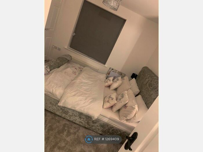 2 Bedroom Flat To Rent In Preece House, Coventry CV6