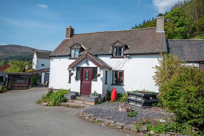 3 Bedroom Cottage For Sale In Llantysilio, Llangollen, LL20
