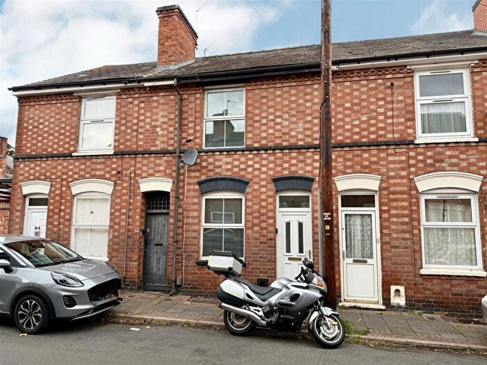 3 Bedroom Terraced House For Sale In Russell Street, Loughborough, LE11