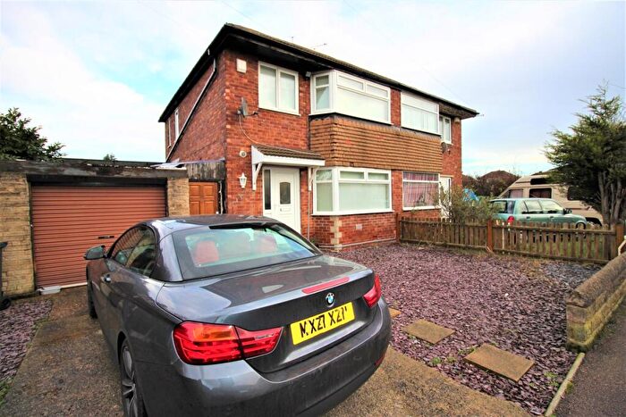 3 Bedroom Semi-Detached House To Rent In Townend Avenue, Aston, Sheffield, Rotherham, S26