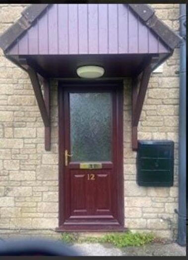 1 Bedroom Flat To Rent In Meadowcroft, Gillingham, Dorset, SP8