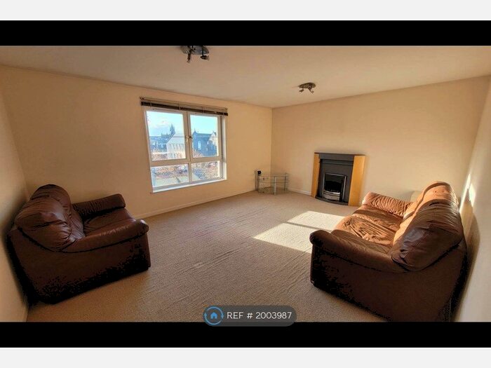 3 Bedroom Flat To Rent In Mary Elmslie Court, Aberdeen, AB24