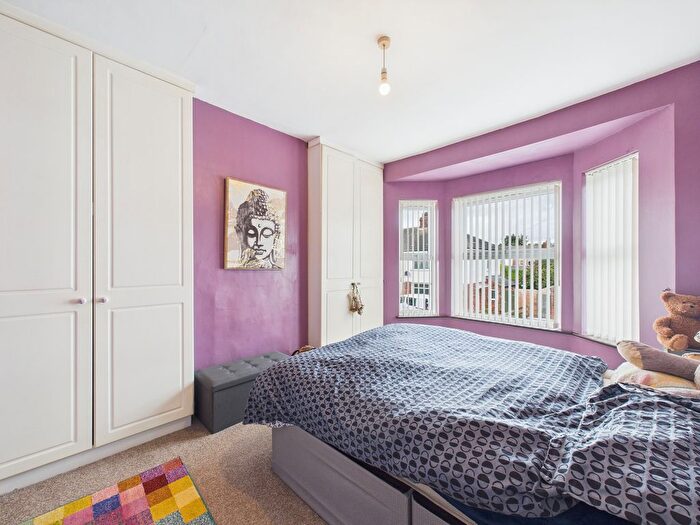 3 Bedroom Terraced House For Sale In Savery Street, Hull, HU9