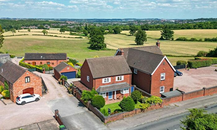 3 Bedroom Detached House For Sale In Hewell Lane, Redditch, B97