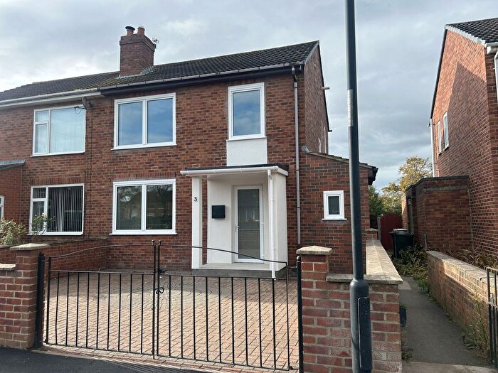 4 Bedroom Semi Detached House For Sale In Basingstoke Place, Forest Hall, Newcastle Upon Tyne, NE12