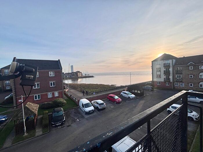 2 Bedroom Apartment To Rent In Plimsoll Way, Hull, HU9