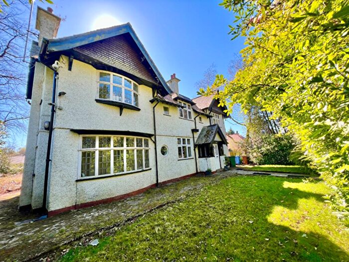 4 Bedroom Detached House For Sale In Werneth Road, Woodley, Stockport, Cheshire, SK6