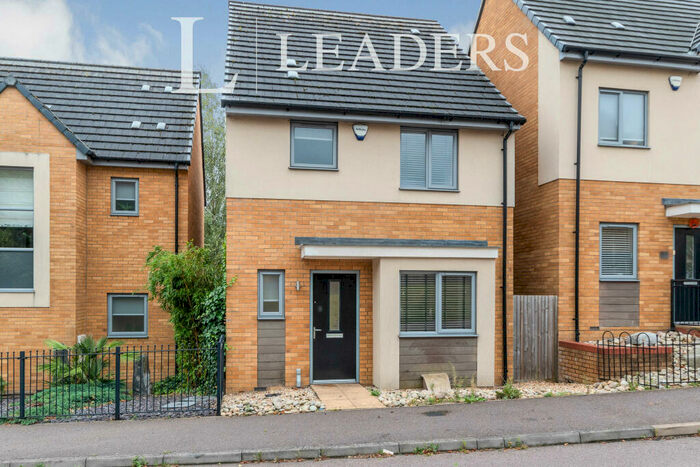 3 Bedroom Detached House To Rent In Glanville Crescent, Stevenage, SG1