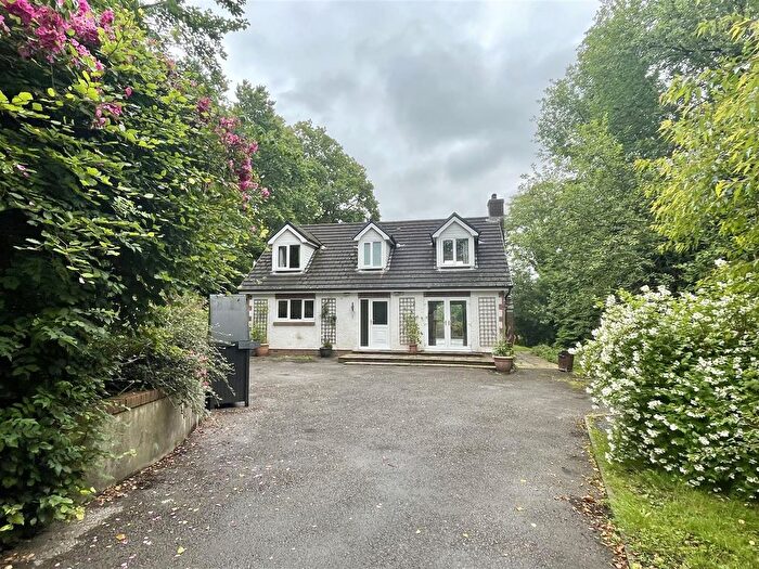 4 Bedroom Detached House For Sale In Llandeilo, SA19