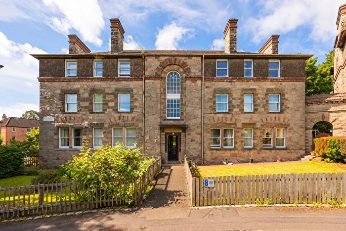 2 Bedroom Flat For Sale In / Northfield Gardens, Edinburgh, EH8