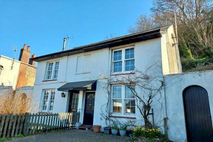 3 Bedroom Property To Rent In Malling Street, Lewes, BN7