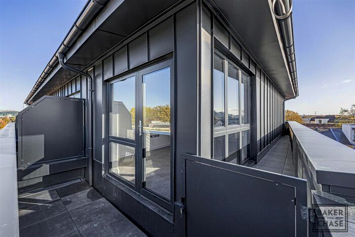 1 Bedroom Flat To Rent In Merchant Heights, High Road, Tottenham, N17