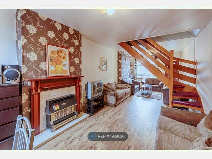 4 Bedroom Terraced House To Rent In Hollis Road, Coventry, CV3