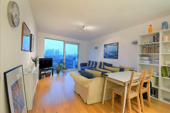 2 Bedroom Flat To Rent In Steedman Street, Elephant And Castle, London, SE17