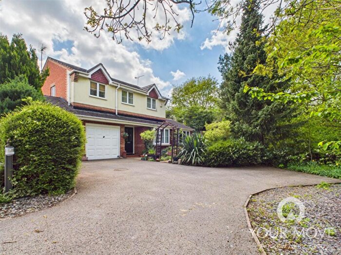 4 Bedroom Detached House For Sale In Thorn Tree Drive, Crewe, Cheshire, CW1