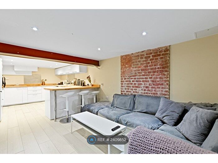 4 Bedroom Maisonette To Rent In Corporation Street, London, E15