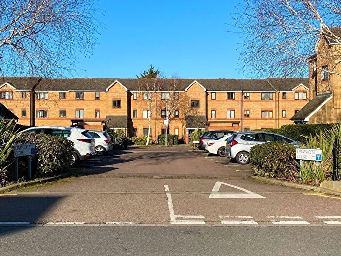 1 Bedroom Property To Rent In Draycott Close, London, NW2