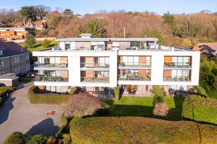 2 Bedroom Flat For Sale In Seabrook Road, Hythe, CT21