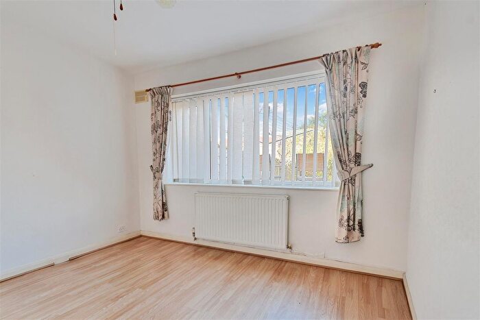 2 Bedroom Semi-detached Bungalow For Sale In Briar Drive, Huntington, YO31