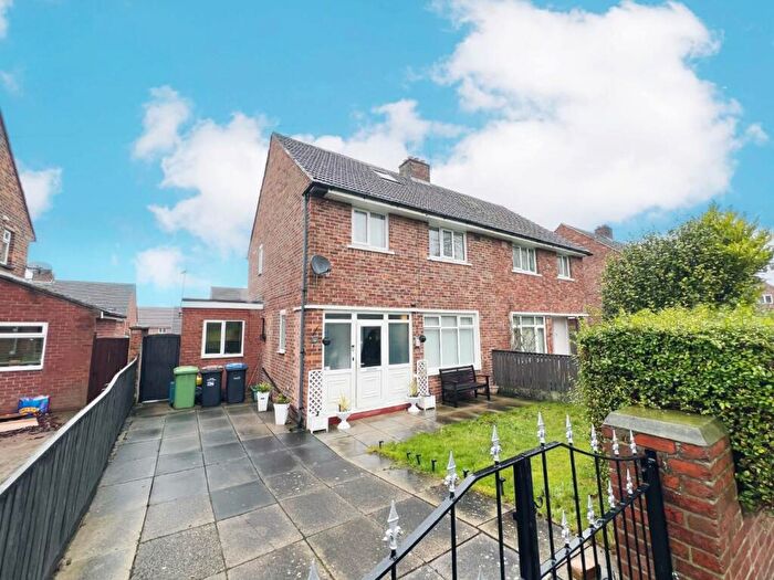 3 Bedroom Semi Detached House For Sale In York Hill Road, Spennymoor, DL16