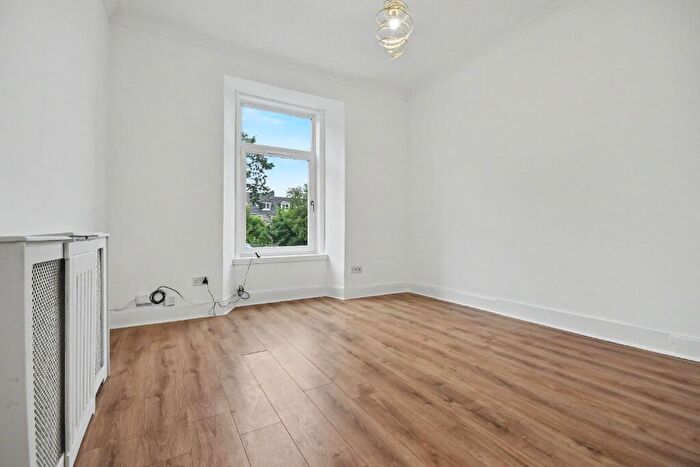 1 Bedroom Flat To Rent In Wellington Street, Inverclyde, Greenock, PA15