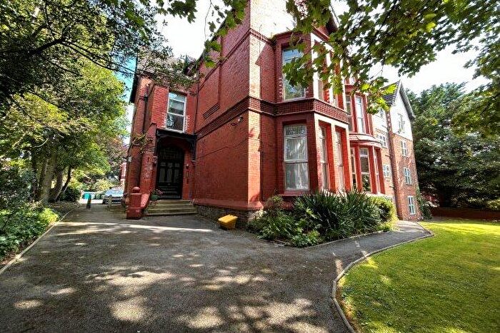 2 Bedroom Flat To Rent In Ullet Road, Liverpool, L17