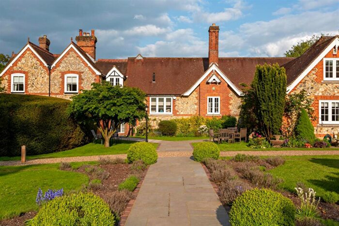 3 Bedroom Character Property For Sale In High Road, Chipstead, CR5