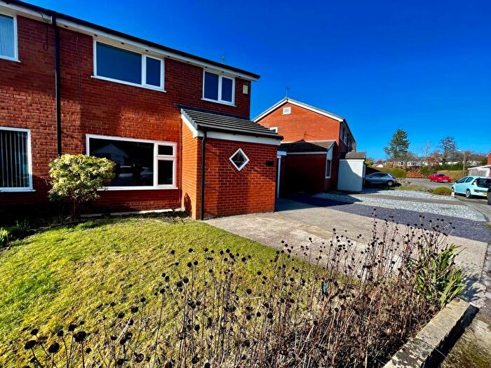 3 Bedroom Semi-Detached House To Rent In Cross Halls, Penwortham, Preston, PR1