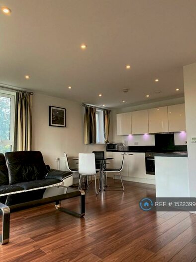 2 Bedroom Flat To Rent In Nevis Court, Edgware, HA8