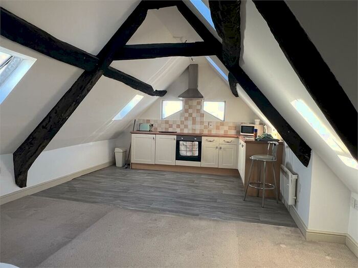 1 Bedroom Apartment To Rent In Castlegate, Newark, Nottinghamshire., NG24