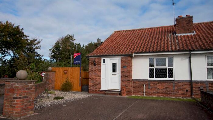 2 Bedroom Bungalow To Rent In Wharton Road, Stamford Bridge, York, YO41