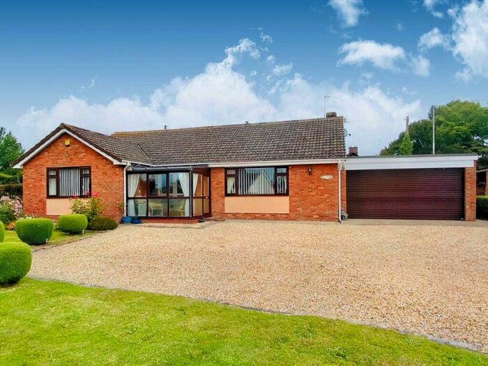 3 Bedroom Detached Bungalow For Sale In Tump Lane, Much Birch, Hereford, HR2