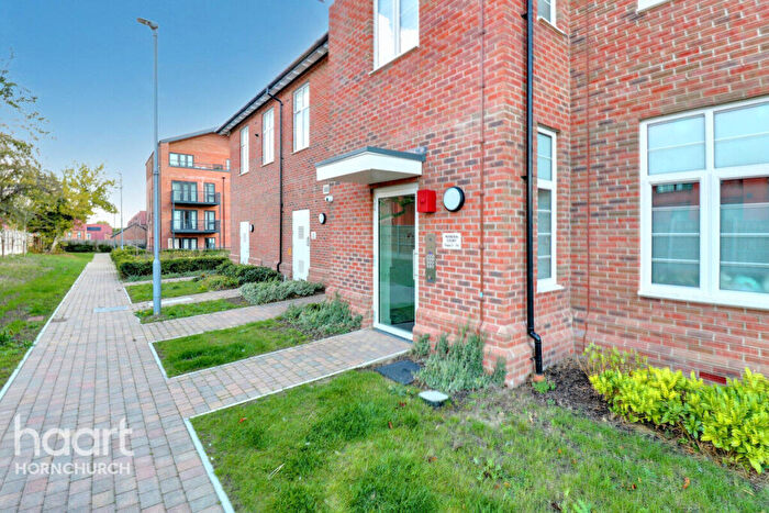 2 Bedroom Apartment For Sale In The Rose, Hornchurch, RM12
