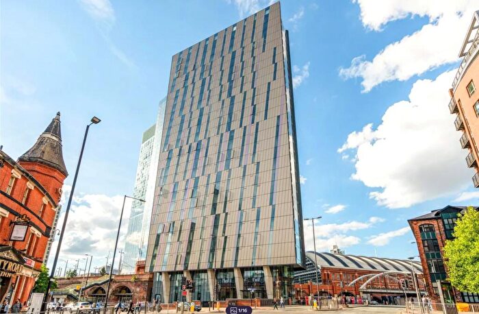 3 Bedroom Flat For Sale In Flat, Apex Tower, Whitworth Street West, Manchester, M1