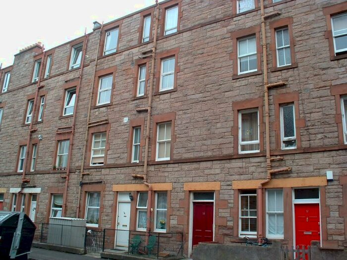 1 Bedroom Flat To Rent In Smithfield Street, Gorgie, Edinburgh, EH11